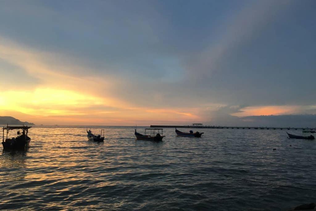 New Seaview Cozy Modern Beach House Tanjung Bungah  Extérieur photo