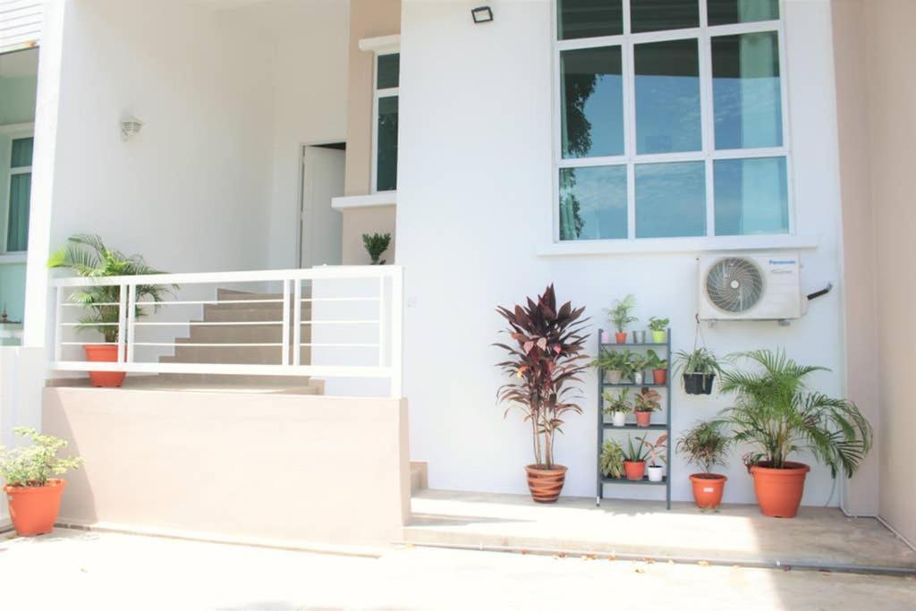 New Seaview Cozy Modern Beach House Tanjung Bungah  Extérieur photo