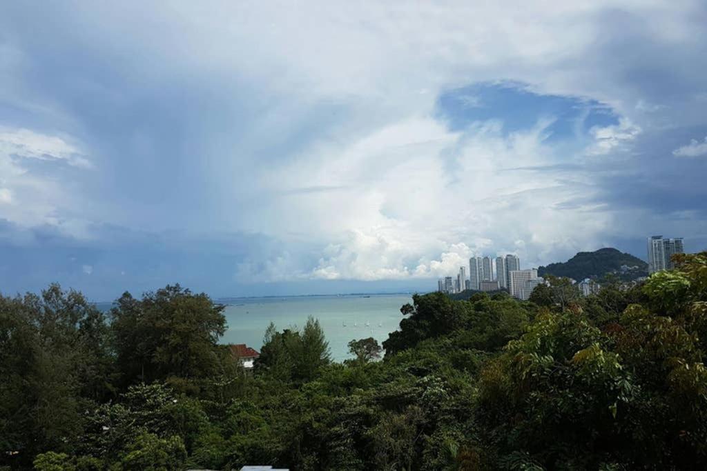 New Seaview Cozy Modern Beach House Tanjung Bungah  Extérieur photo